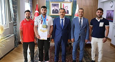 Avrupa rekortmeni Sümen, Vali Ekici ile bir araya geldi