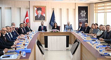 Aydın'a dönen Başkan Çerçioğlu, ilk toplantısını gerçekleştirdi