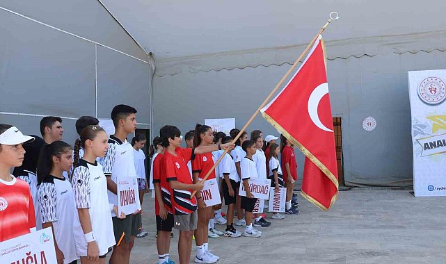 Aydın'da Analig Tenis heyecanı başladı