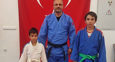 Baba ve oğulları judoda aynı yolda