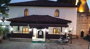 Bafra'da camiden hasır çalındı