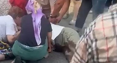 Bağcılar'da kadını bıçaklayan şahsı vatandaşlar linç etti
