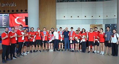 Bakan Bak'tan özel sporcular için tebrik mesajı