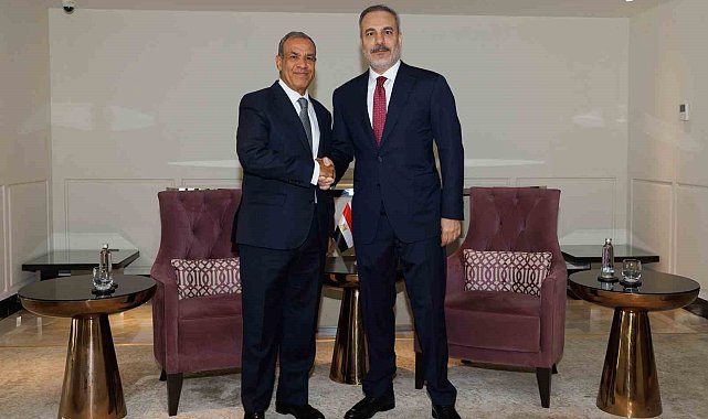 Bakan Fidan, Suudi Arabistan'da Mısırlı mevkidaşı Abdellaty ile bir araya geldi