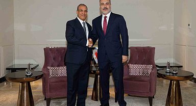 Bakan Fidan, Suudi Arabistan'da Mısırlı mevkidaşı Abdellaty ile bir araya geldi