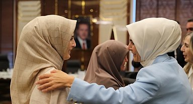 Bakan Göktaş, Bingöl'de şehit aileleri ve gazilerle "Terörsüz Türkiye Kardeşlik Sofrası"nda buluştu