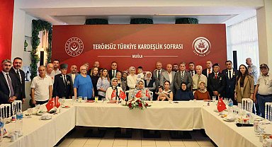 Bakan Göktaş Şehit yakınları ve gaziler ile bir araya geldi