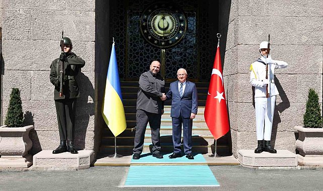 Bakan Güler, Ukraynalı mevkidaşı Umerov ile bir araya geldi