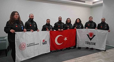 Bakan Kacır: "5'inci Ulusal Arktik Bilimsel Araştırma Seferi başarıyla tamamlandı"