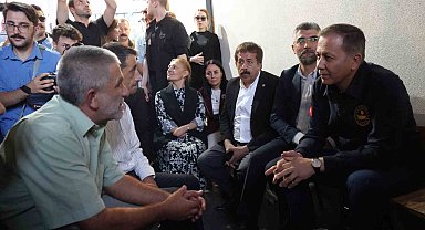 Bakan Yerlikaya Erzurum'da esnafı ziyaret etti
