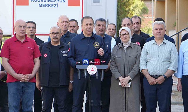 Bakan Yerlikaya: "831 bağımsız bölümün yıkık yada hasarlı olarak tespit edildi"