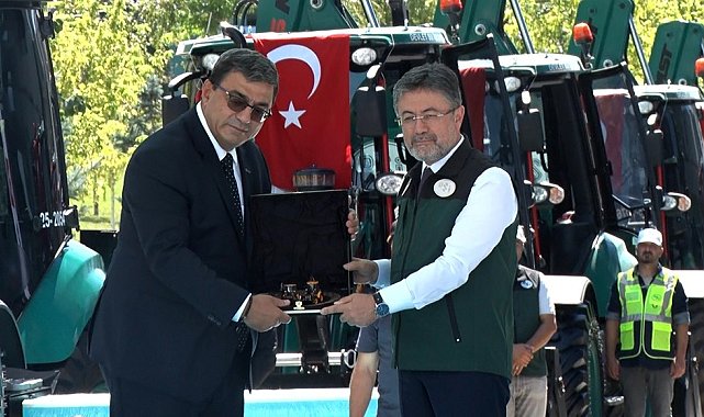 Bakan Yumaklı: "DSİ Makine Parkı, 3 bin 925 adede ulaşan makine ve ekipman sayısıyla afet bölgelerinde hızlı müdahale kabiliyeti sağlıyor"