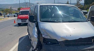 Balıkesir'de trafik kazası: 6 yaralı