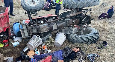 Balıkesir'in Sındırgı ilçesinde traktör faciası: 1 ölü, 4 yaralı