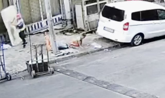 Balkondan düşen 4 yaşındaki çocuğun görüntüleri kameraya yansıdı