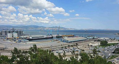 Bandırma Limanı'nda gümrük gelirleri 2.3 milyar TL'yi aştı