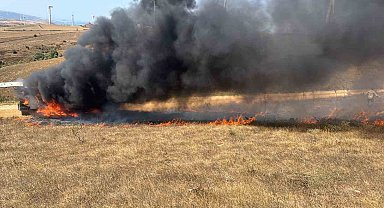 Bandırma'da araç ve arazi yangını söndürüldü