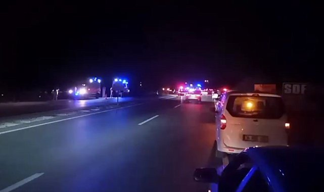 Bandırma'da feci trafik kazası: 1 ölü, 4 yaralı