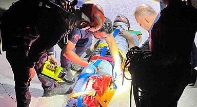 Baraj kenarında alkol alırken 4 metre yükseklikten düştü, ayağı kırılınca AFAD kurtardı