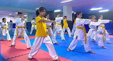 Başiskele'de 3 bin 700 öğrenci yaz spor okullarında eğitim alıyor