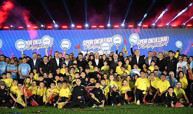Başkan Altay "Spor Okulları Olimpiyatları"na katılan tüm gençleri tebrik etti