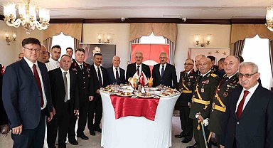 Başkan Bozbey, "Bu coşkuya tüm Bursalıları davet ediyorum"