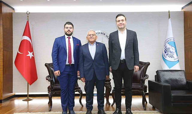 Başkan Büyükkılıç; AK Parti Gençlik Kolları Başkanı İbiş'i ağırladı