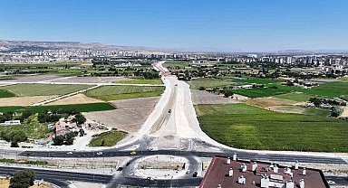 Başkan Çolakbayrakdar: "Yeni bulvarla günlük 20 bin aracın yolu 6,5 kilometre kısalıyor"