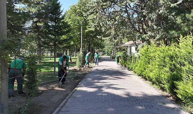 Başkan Çolakbayrakdar: "Yeter ki 1 metrekare kamuya ait olsun, hızla park yapıyoruz"