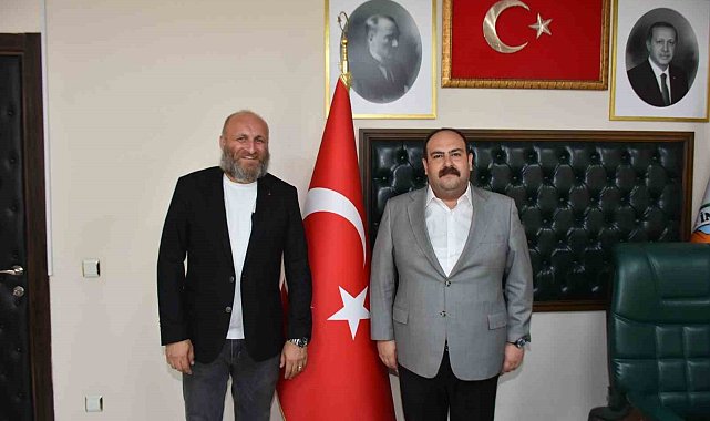 Başkan Hamamcı'nın konuğu ünlü oyuncu Çetin Altay oldu