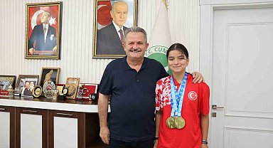 Başkan Koloğlu şampiyonunu ağırladı