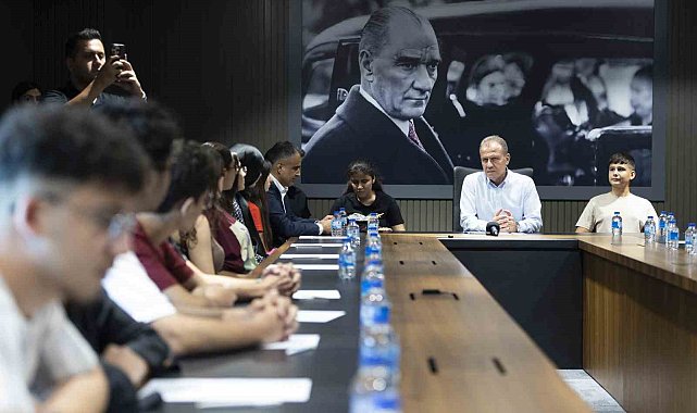 Başkan Seçer: "Sizler Mersin'i markalaştıracak gençlere örneksiniz"