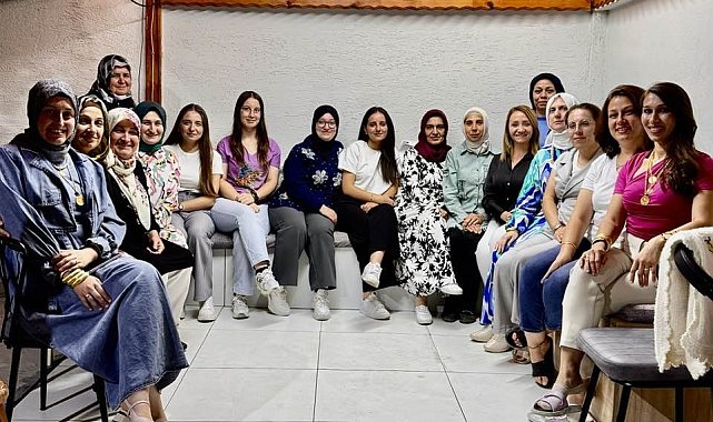 Başkan Tekin, her fırsatta vatandaşın yanında