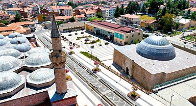 Başkan Yazıcıoğlu'ndan Tokat'ta eğitimine başlayan gençlere destek sözü