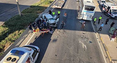 Başkentte otomobil otobüse çarptı: 2 yaralı