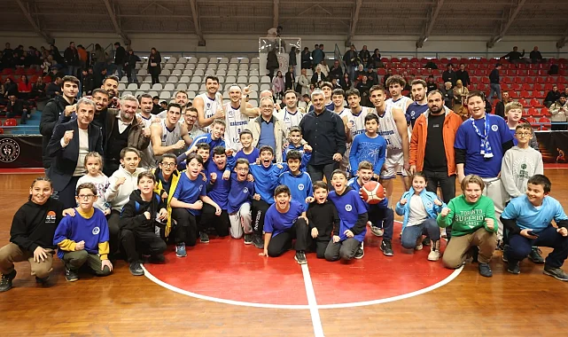 Basketbolda Kağıtspor yeniden 1. Lig'de