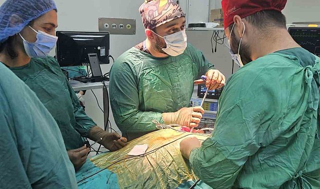 Bayburt'ta omurilik basısı olan bir hastaya omurga ameliyatı yapıldı