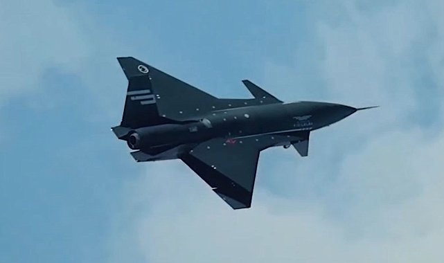 Bayraktar KIZILELMA PT-4, AB Kalkışlı Aerodinamik Sistem Tanımlama Testi'ni başarıyla tamamladı