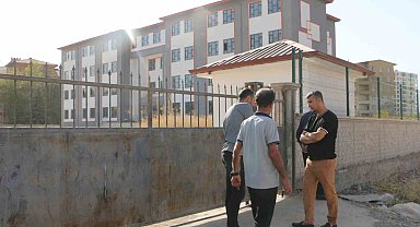 Belediyenin ruhsat vermediği okul, 2 yıldır açılamıyor