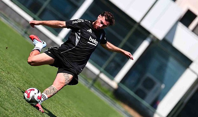 Beşiktaş, St. Patrick's maçı hazırlıklarını sürdürdü