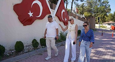 Bilecik'te kötü bir görüntü sergileyen dikey bahçe elden geçiyor
