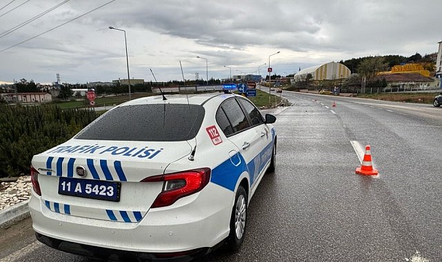 Bilecik'te meydana gelen trafik kazasında 2 kişi yaralandı