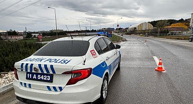 Bilecik'te meydana gelen trafik kazasında 2 kişi yaralandı