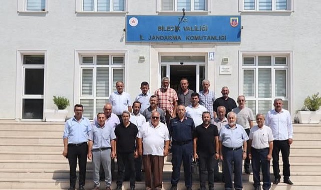 Bilecik'te muhtarlardan İl Jandarma Komutanı'na ziyaret