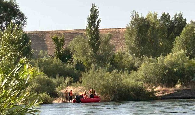 Bingöl'de mahsur kalan vatandaşları ekipler kurtardı