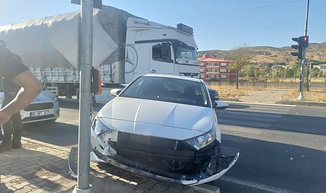 Bingöl'de trafik kazası: 1 yaralı
