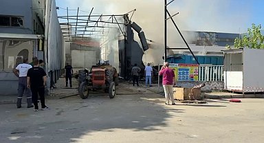 Bir kıvılcım yıkımı süren fabrikayı küle çevirdi
