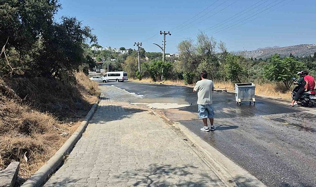 Bodrum'da su isale hattı patladı