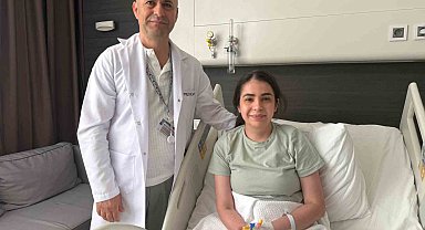 Boğazından su bile geçmiyordu, başarılı bir operasyonla yeniden yemek yiyebildi