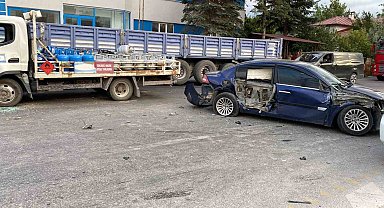 Bolu'da facianın eşiğinden dönüldü: Tüp yüklü kamyon kazaya karıştı